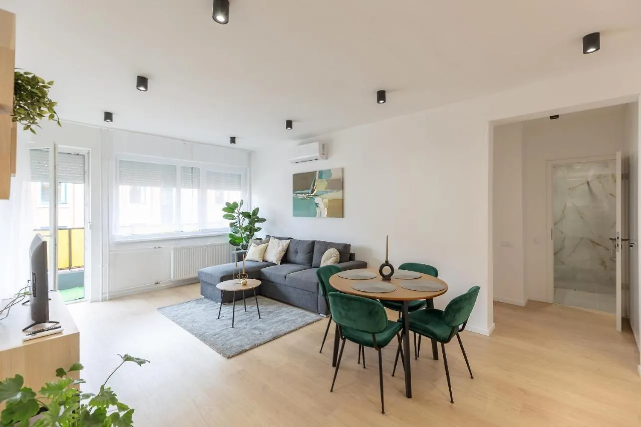 Gems Of Budapest - Emerald Suite